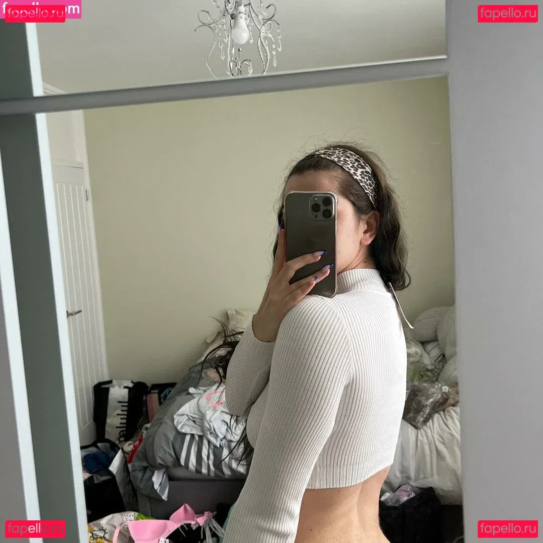 Liubov.Liubov Onlyfans Photo Gallery 