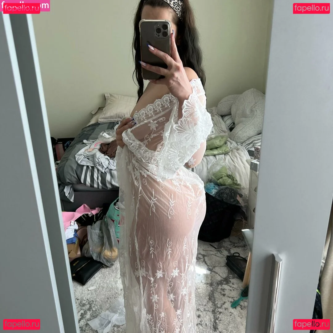 Liubov.Liubov Onlyfans Photo Gallery 