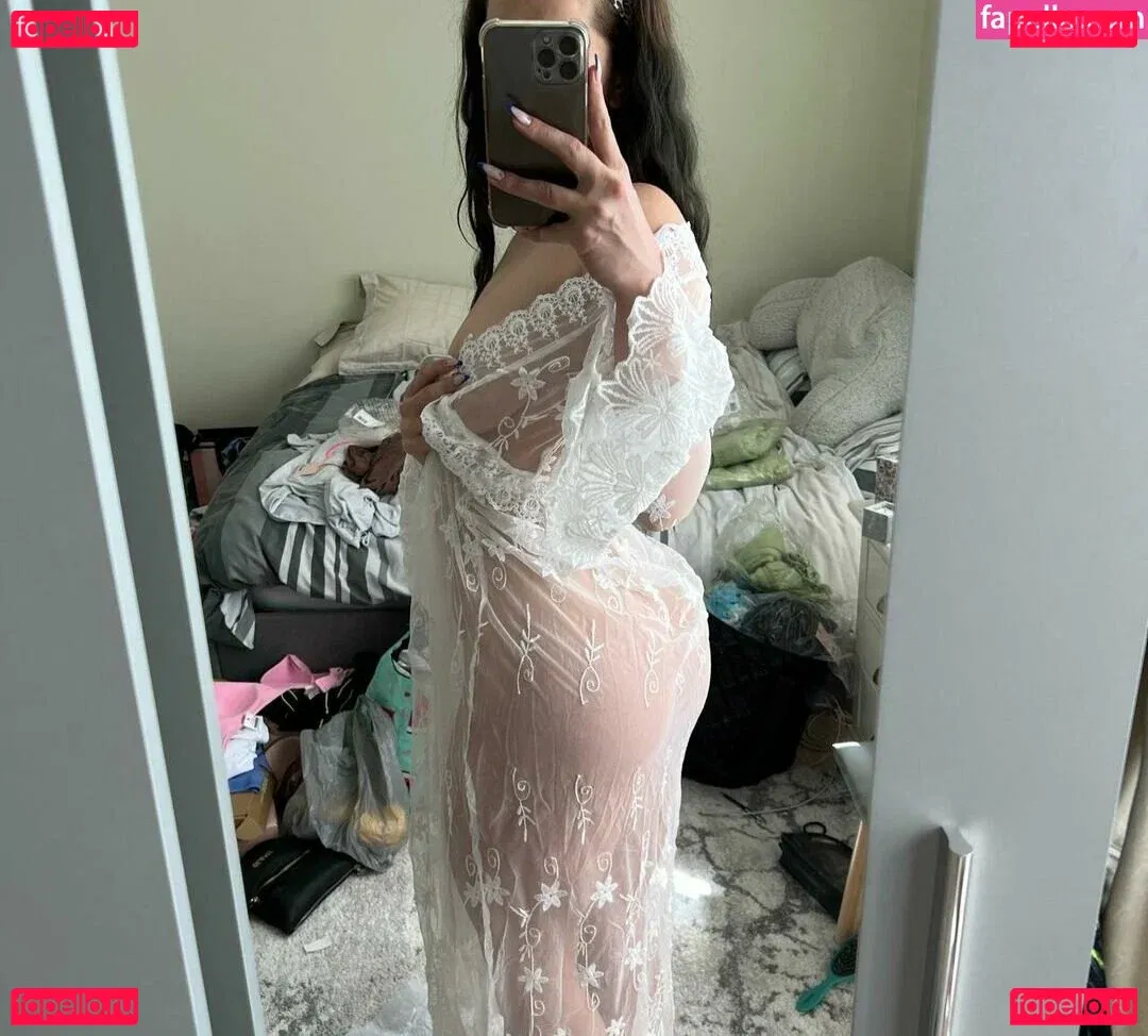 Liubov.Liubov Onlyfans Photo Gallery 