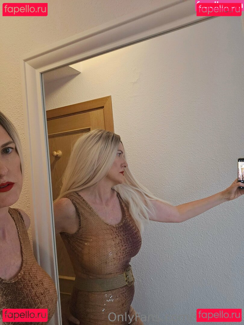 sophyna Onlyfans Photo Gallery 