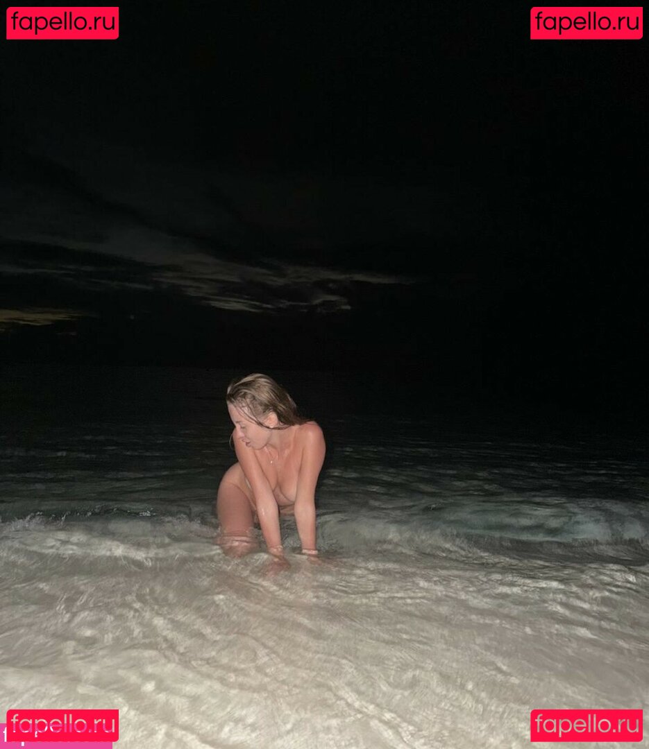 Vikos / Vikos.cocos / math_teachka Nude Onlyfans Photo 29