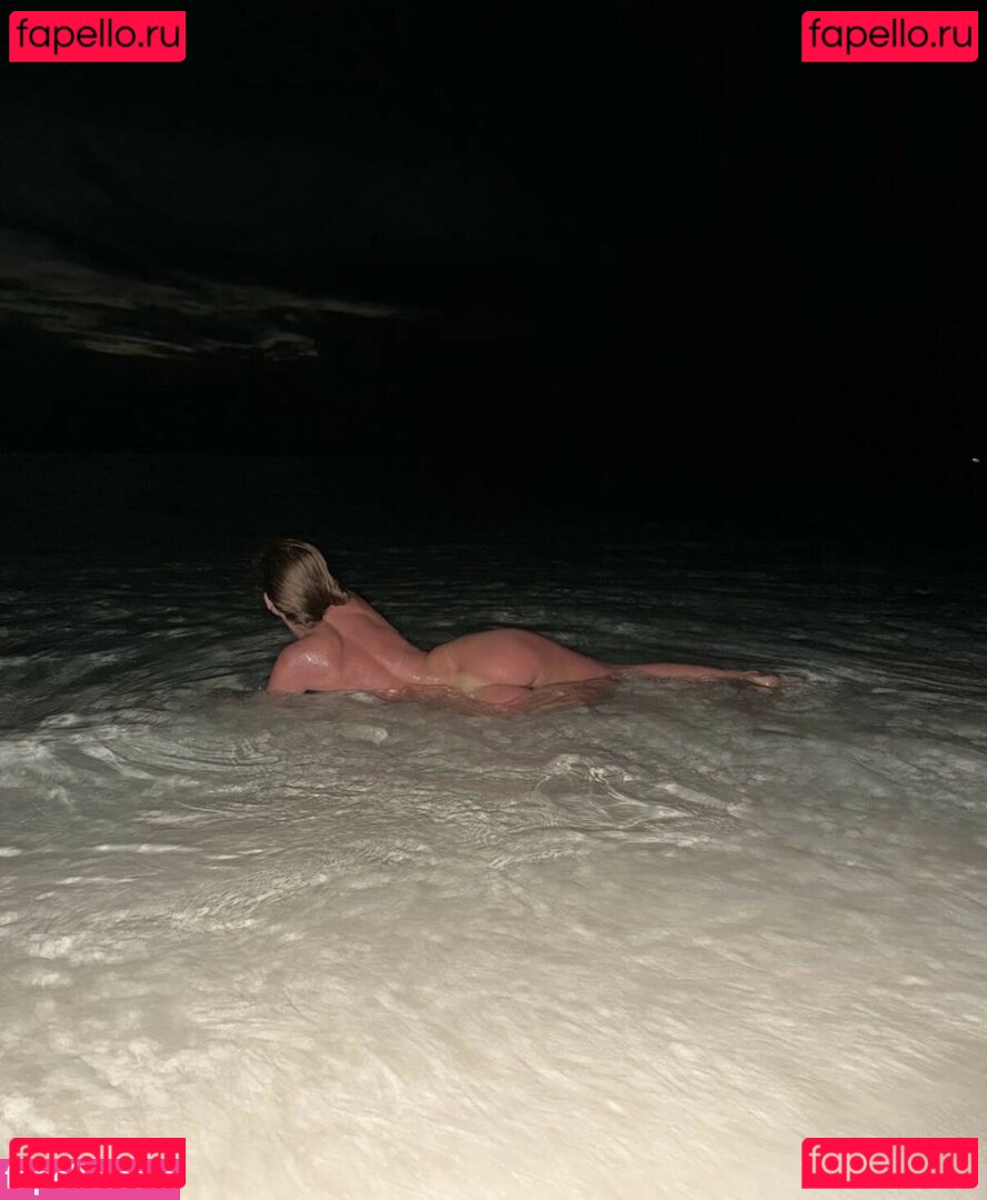 Vikos / Vikos.cocos / math_teachka Nude Onlyfans Photo 25