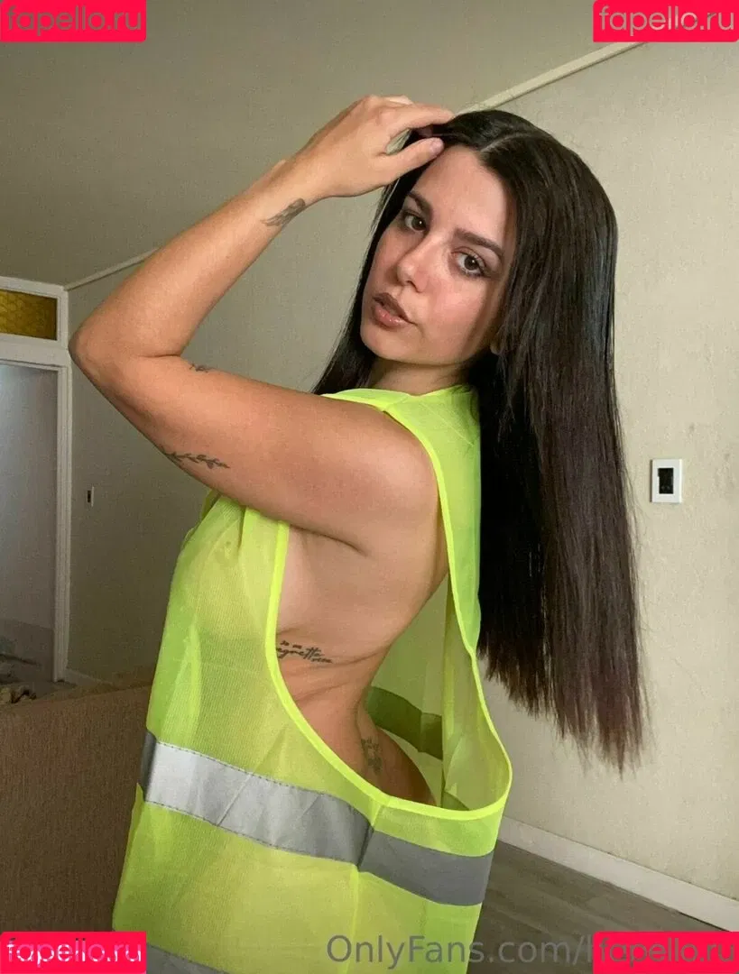 Valu Herrera Onlyfans Photo Gallery 