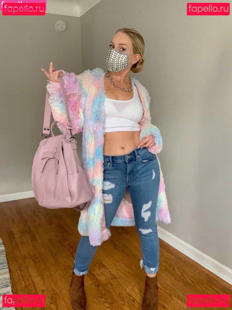 evie-summers / evsummers Nude Onlyfans Photo 27