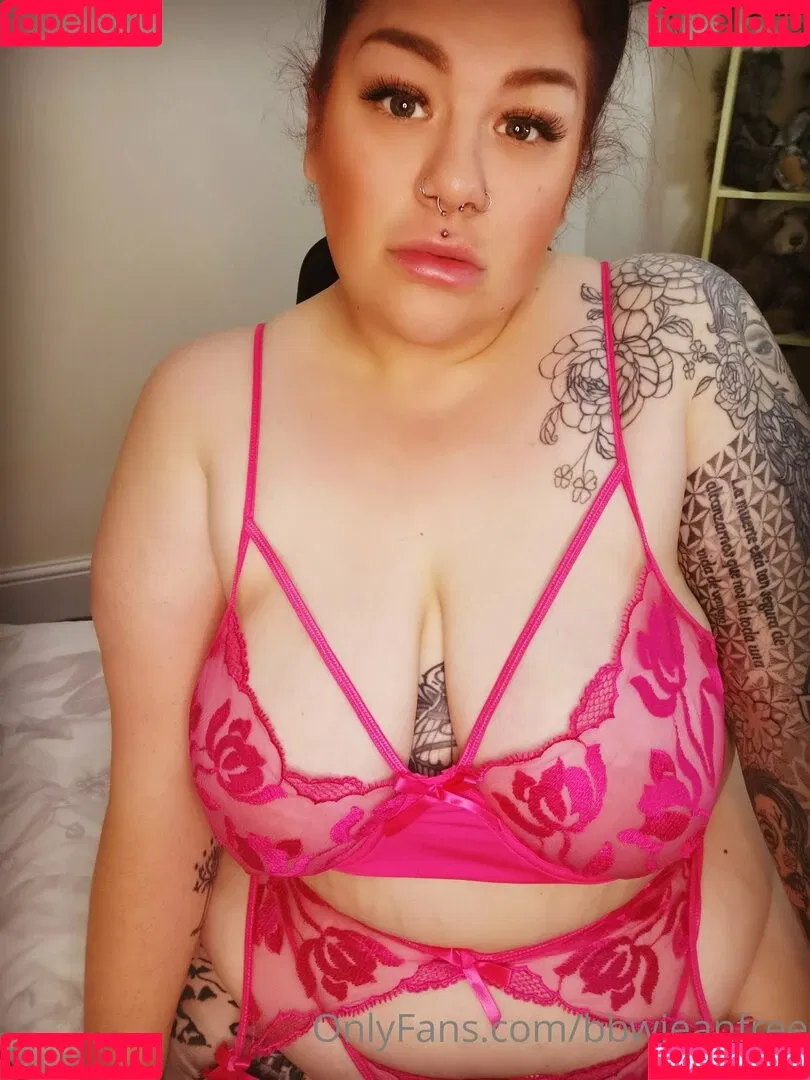 bbwjeanfree Onlyfans Photo Gallery 
