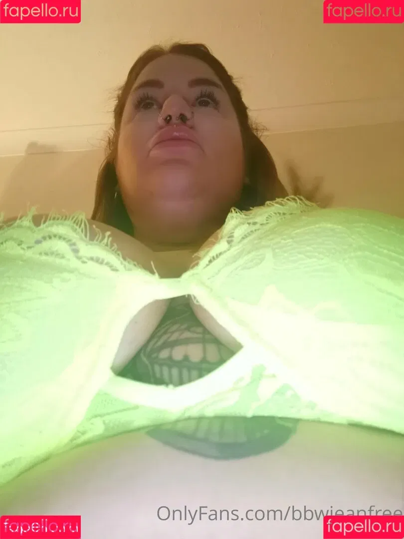 bbwjeanfree Onlyfans Photo Gallery 