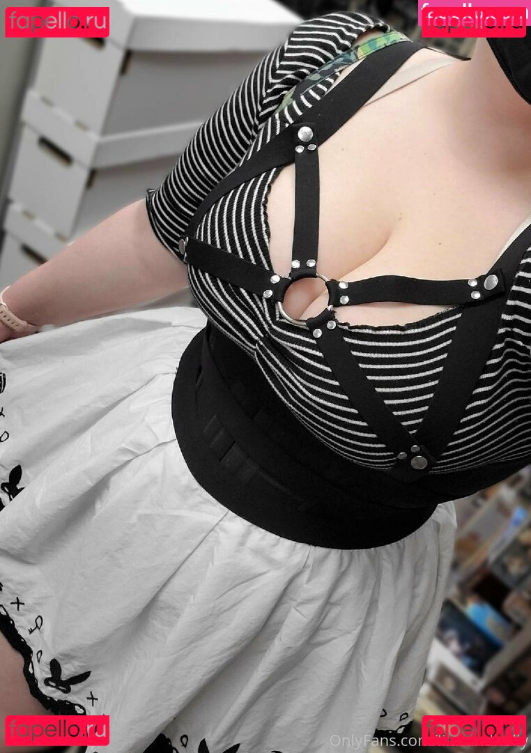 lilac._and._lily / lilacandholly Onlyfans Photo Gallery 