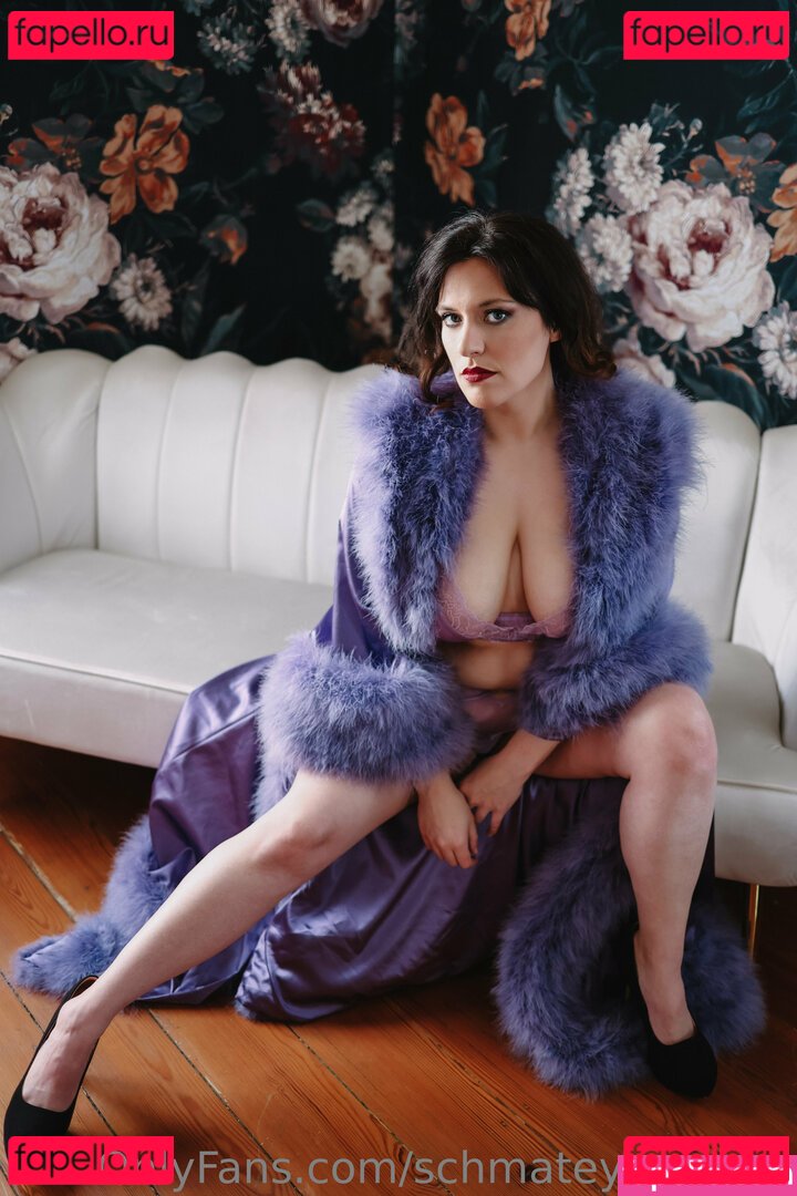 Catieosaurus / Schmateyosaurus Onlyfans Photo Gallery 