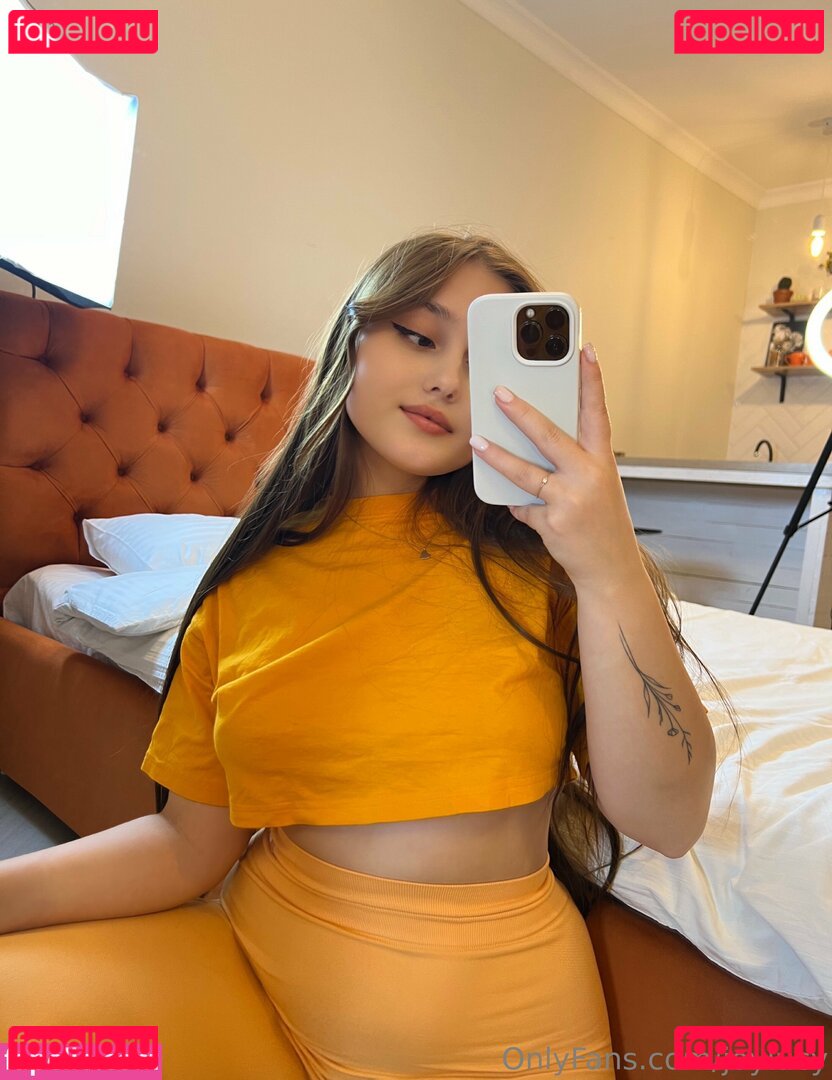 joylucy Nude Onlyfans Photo 36