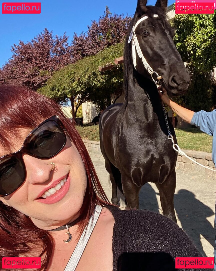 BEX.B.E.X / Busty Bexx / BustyBexx Onlyfans Photo Gallery 