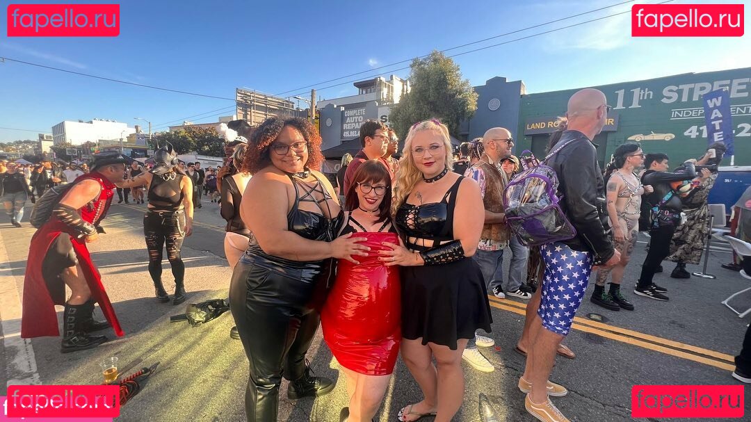 BEX.B.E.X / Busty Bexx / BustyBexx Onlyfans Photo Gallery 