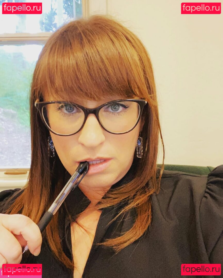 BEX.B.E.X / Busty Bexx / BustyBexx Onlyfans Photo Gallery 