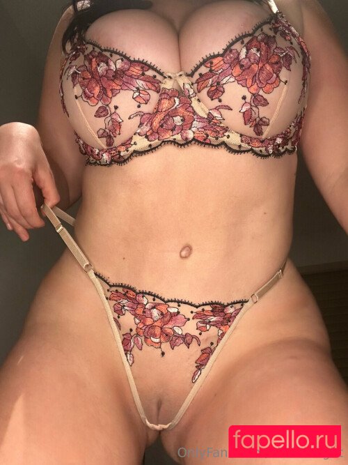 Olivia Knight / lookingformates / oliviaknighttt Nude Onlyfans Photo 44