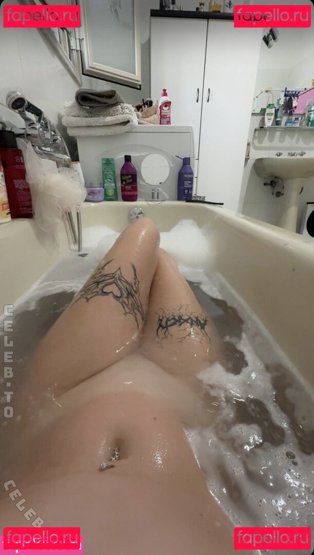 bella_dmn / dmn._Bella Nude Onlyfans Photo 35