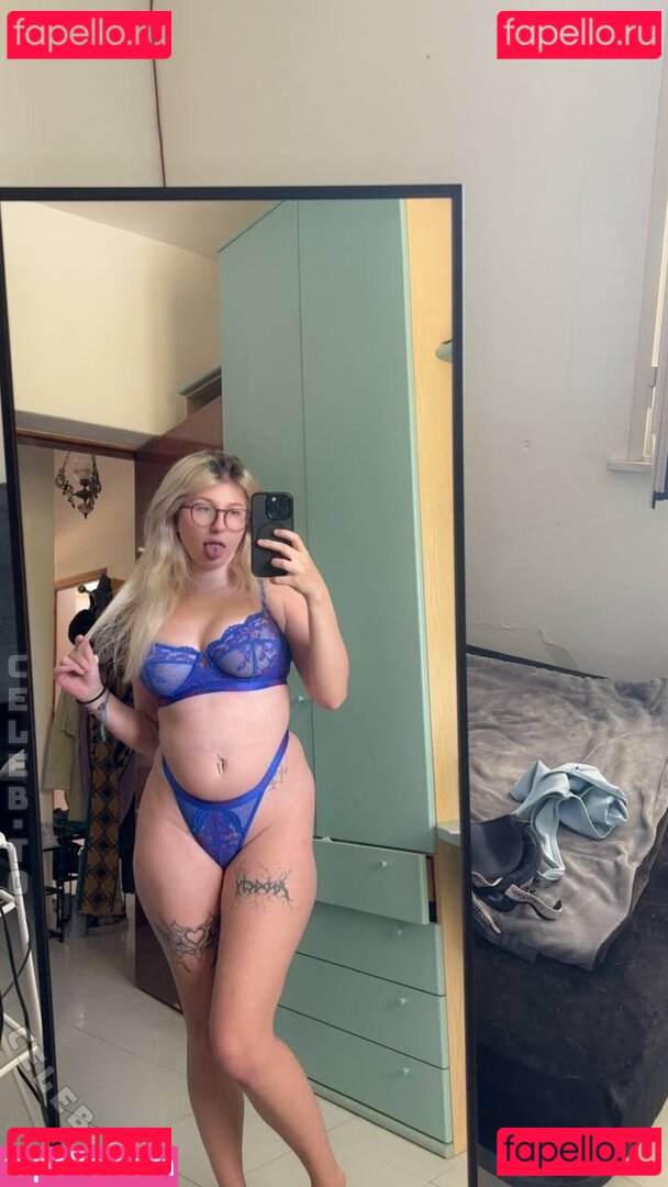 bella_dmn / dmn._Bella Nude Onlyfans Photo 28