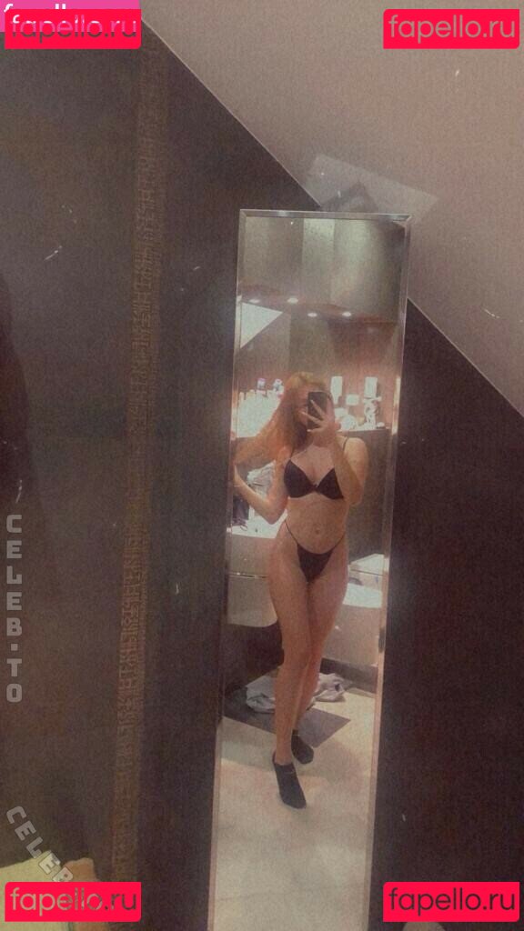 bella_dmn / dmn._Bella Nude Onlyfans Photo 25