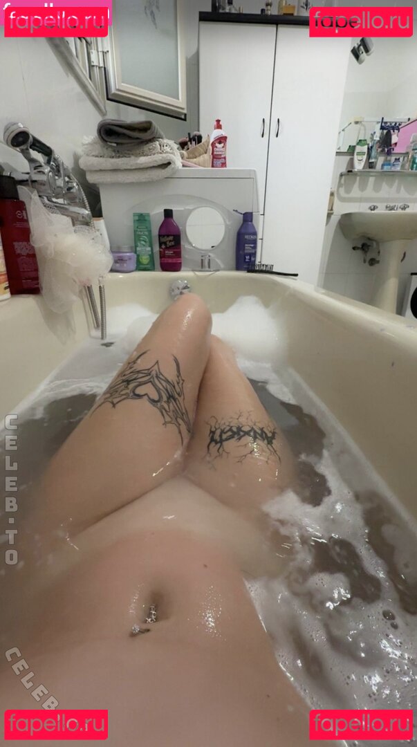 bella_dmn / dmn._Bella Nude Onlyfans Photo 17