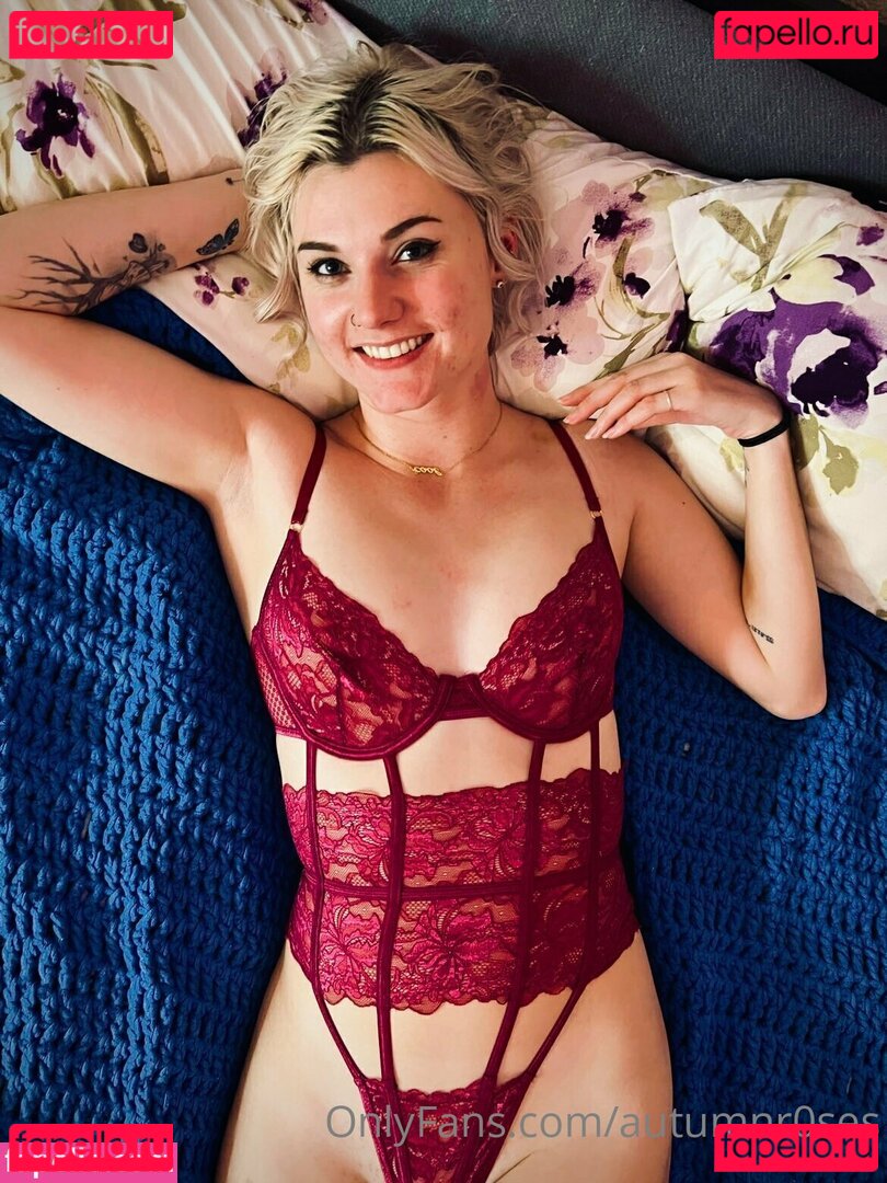 autumnr0ses / autumnrhodess Onlyfans Photo Gallery 