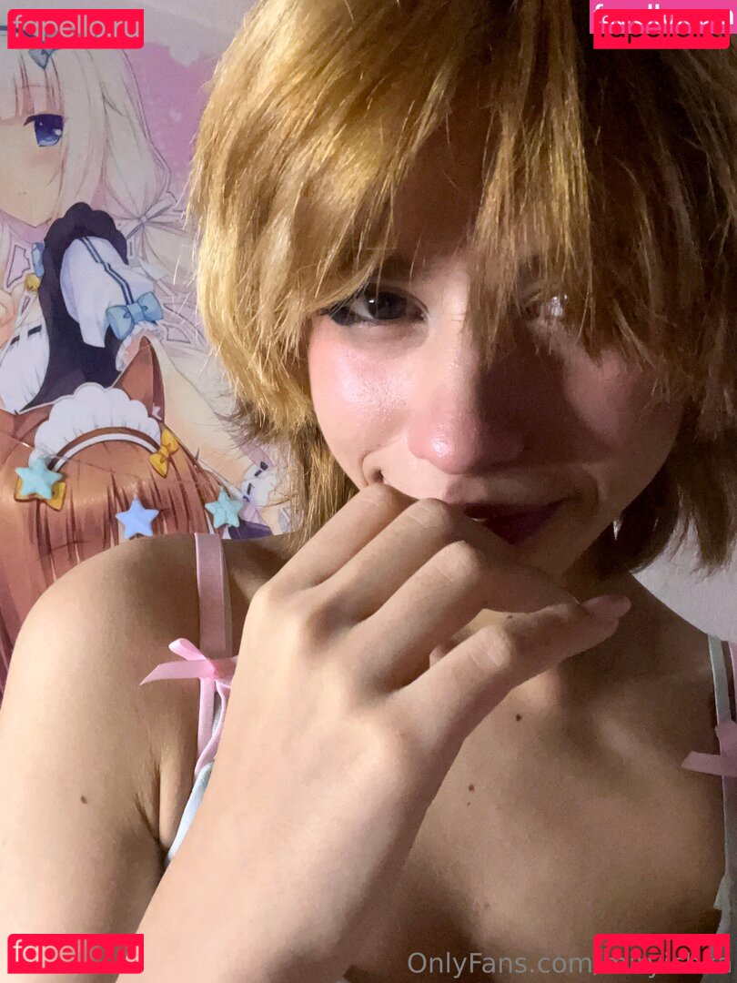 Miryichka / glory_marichka Onlyfans Photo Gallery 