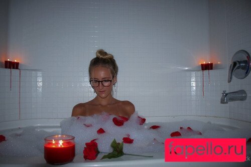 Kaelyn Kastle Nude Onlyfans Photo 31