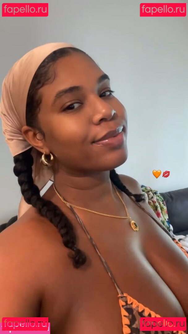 Yasmeen Kearra / yaskearra / yasmeen.kearra Nude Onlyfans Photo 33
