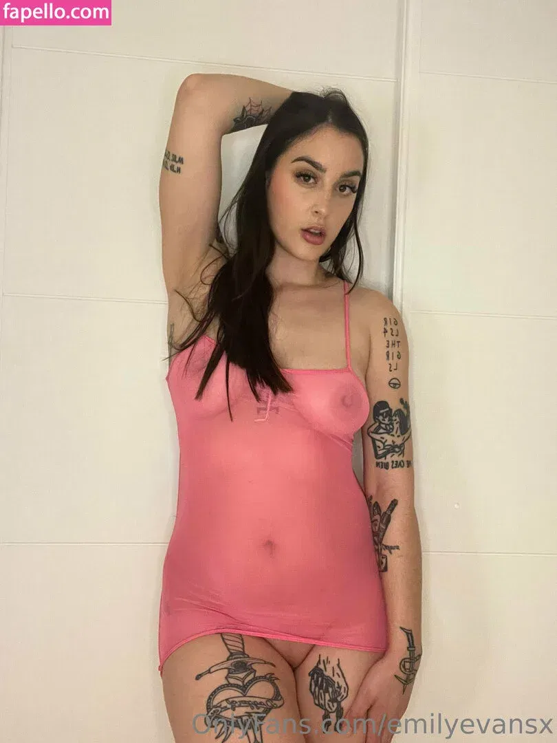 emilyevansx Onlyfans Photo Gallery 