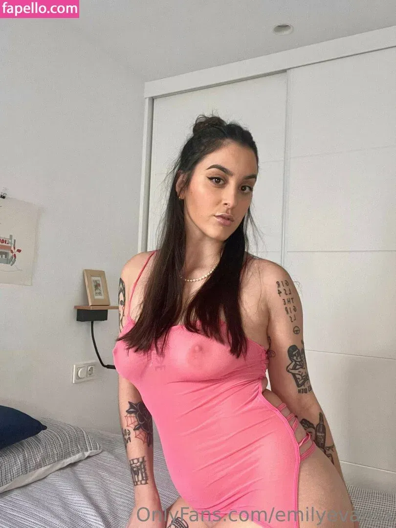 emilyevansx Onlyfans Photo Gallery 