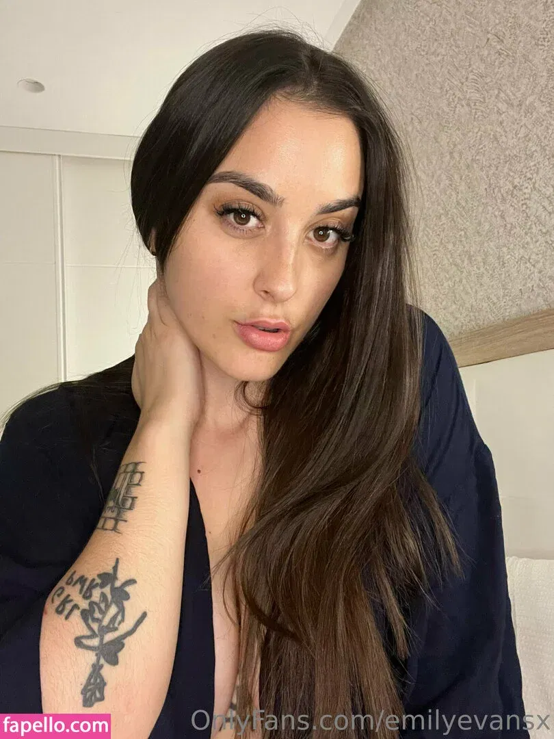 emilyevansx Onlyfans Photo Gallery 