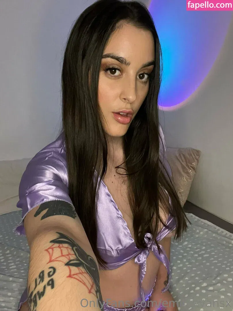 emilyevansx Onlyfans Photo Gallery 