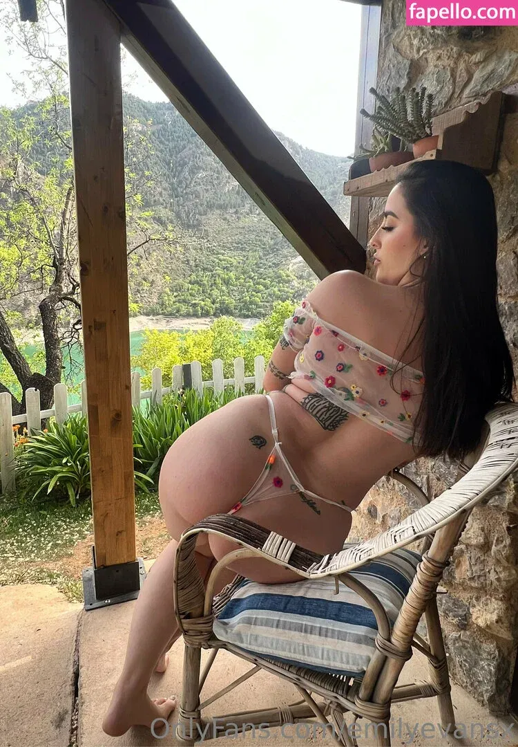 emilyevansx Onlyfans Photo Gallery 