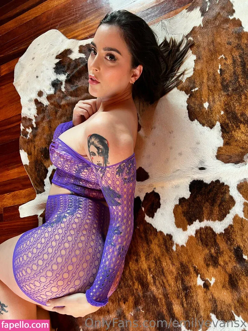 emilyevansx Onlyfans Photo Gallery 