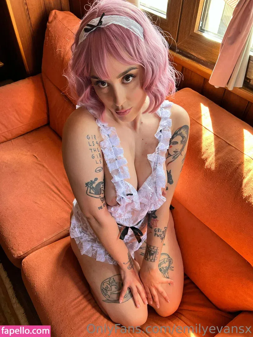 emilyevansx Onlyfans Photo Gallery 