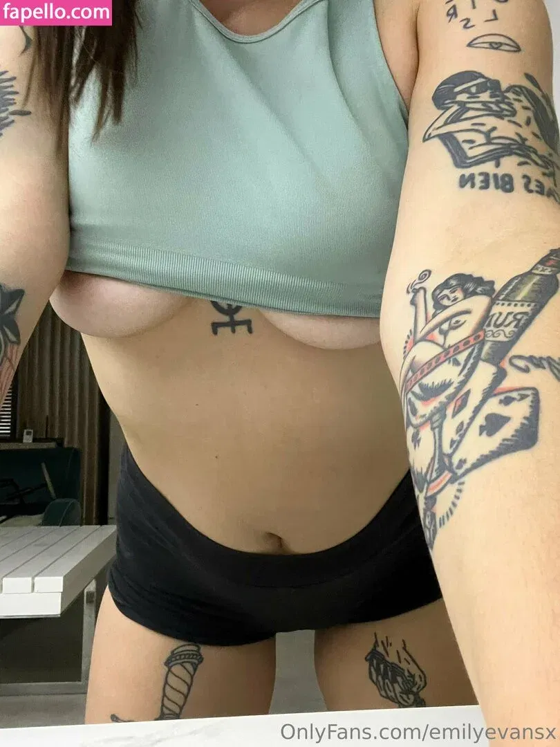 emilyevansx Onlyfans Photo Gallery 