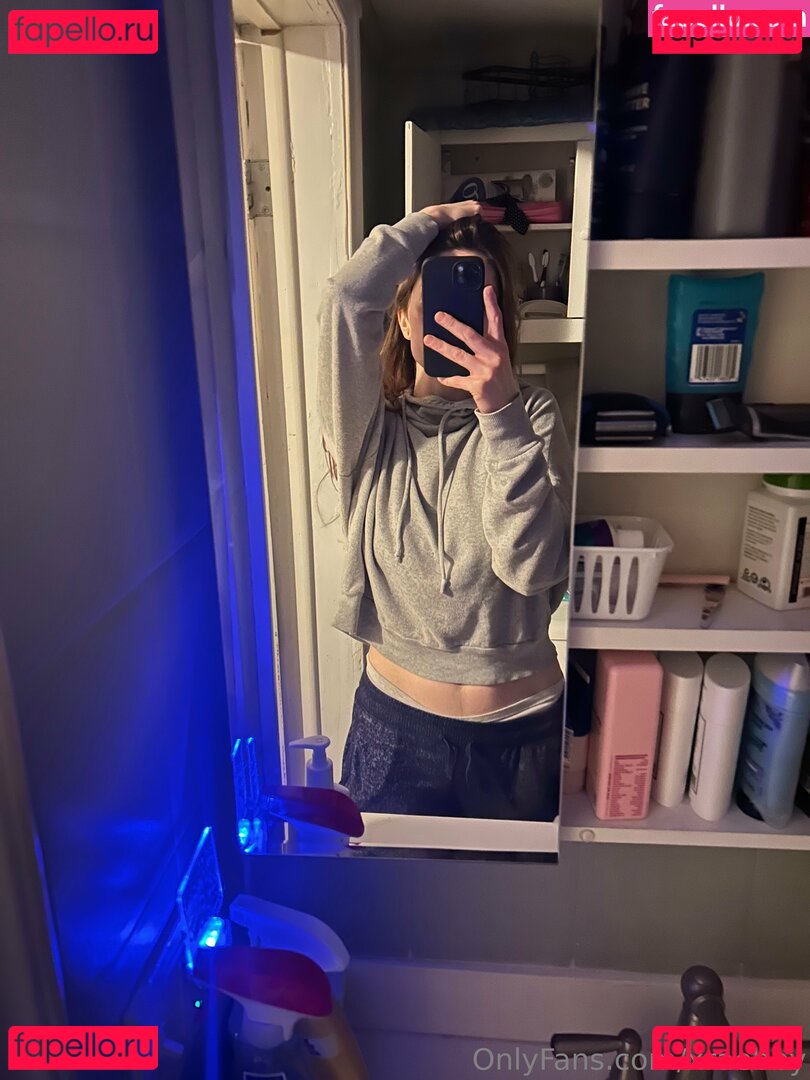 bella_rye / xraebby Nude Onlyfans Photo 8