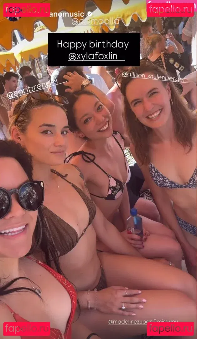 Xyla Foxlin Onlyfans Photo Gallery 