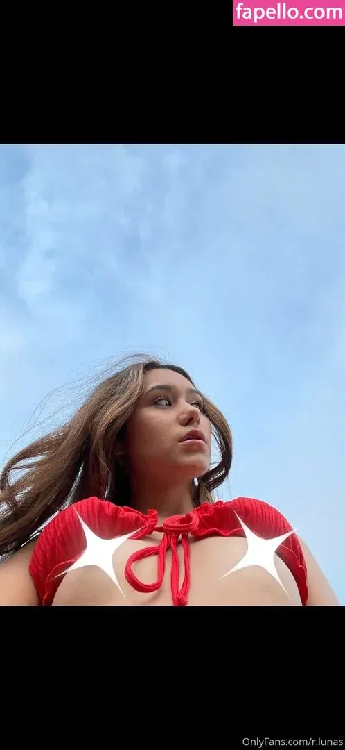 rlunas Onlyfans Photo Gallery 