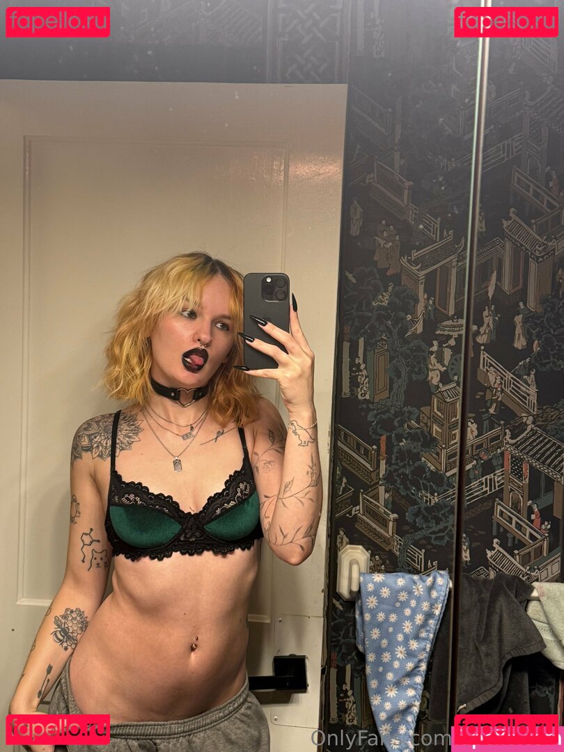 emilycici3 / emilycici33 Nude Onlyfans Photo 3