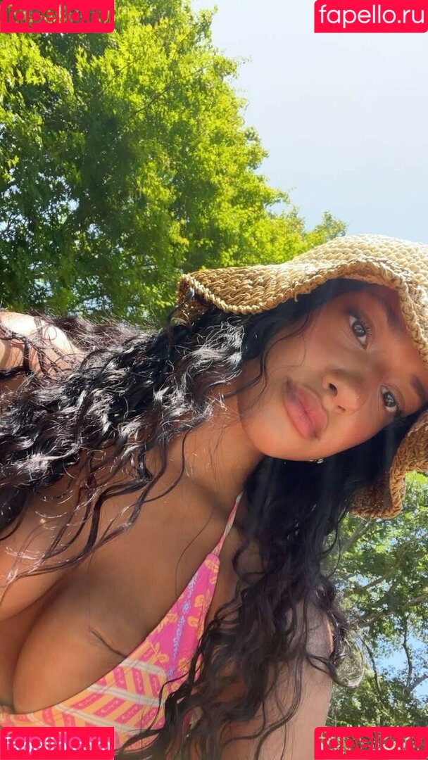 abbycruceta Onlyfans Photo Gallery 