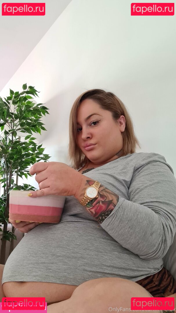 carmenlafox / givemecream Onlyfans Photo Gallery 
