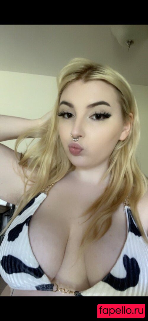 sadprincvss Nude Onlyfans Photo 8