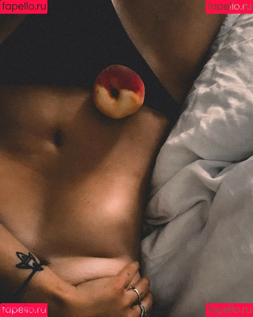 Sophieandjune Onlyfans Photo Gallery 