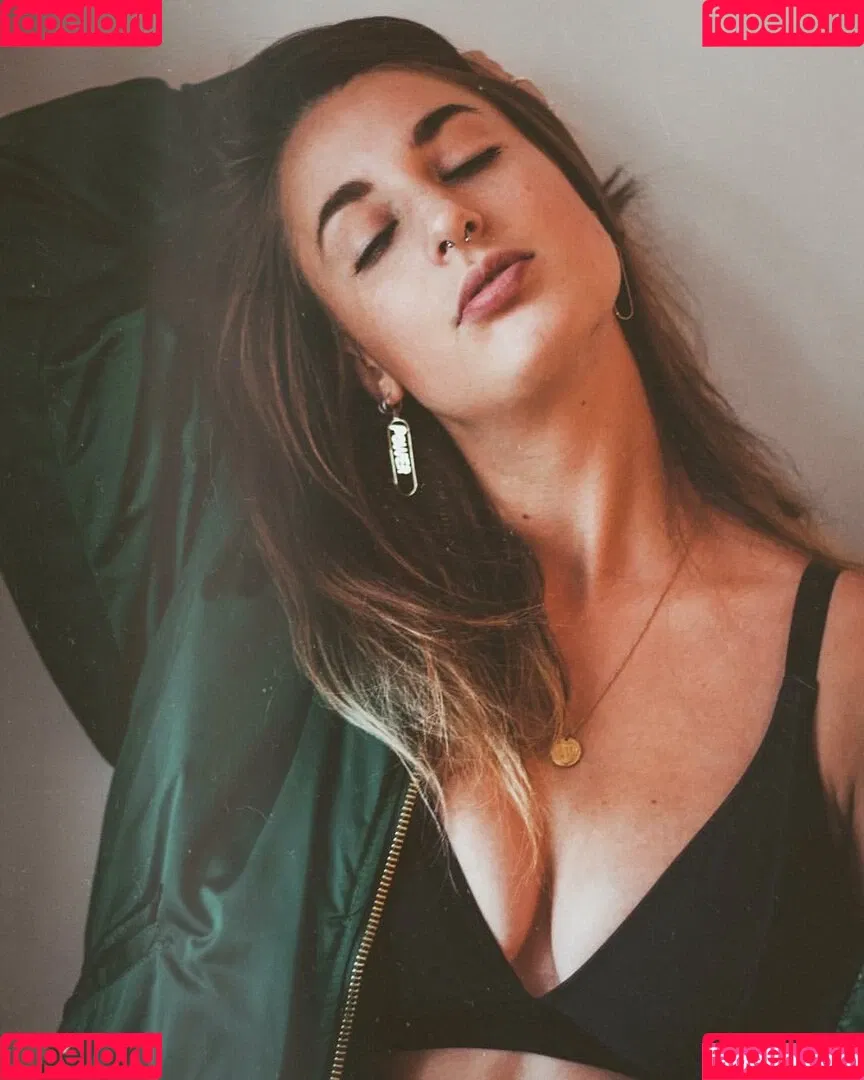 Sophieandjune Onlyfans Photo Gallery 