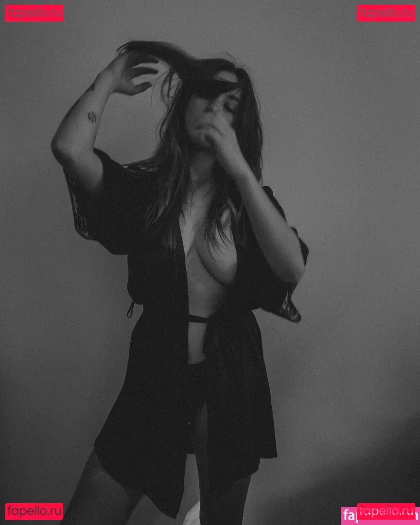 Sophieandjune Onlyfans Photo Gallery 