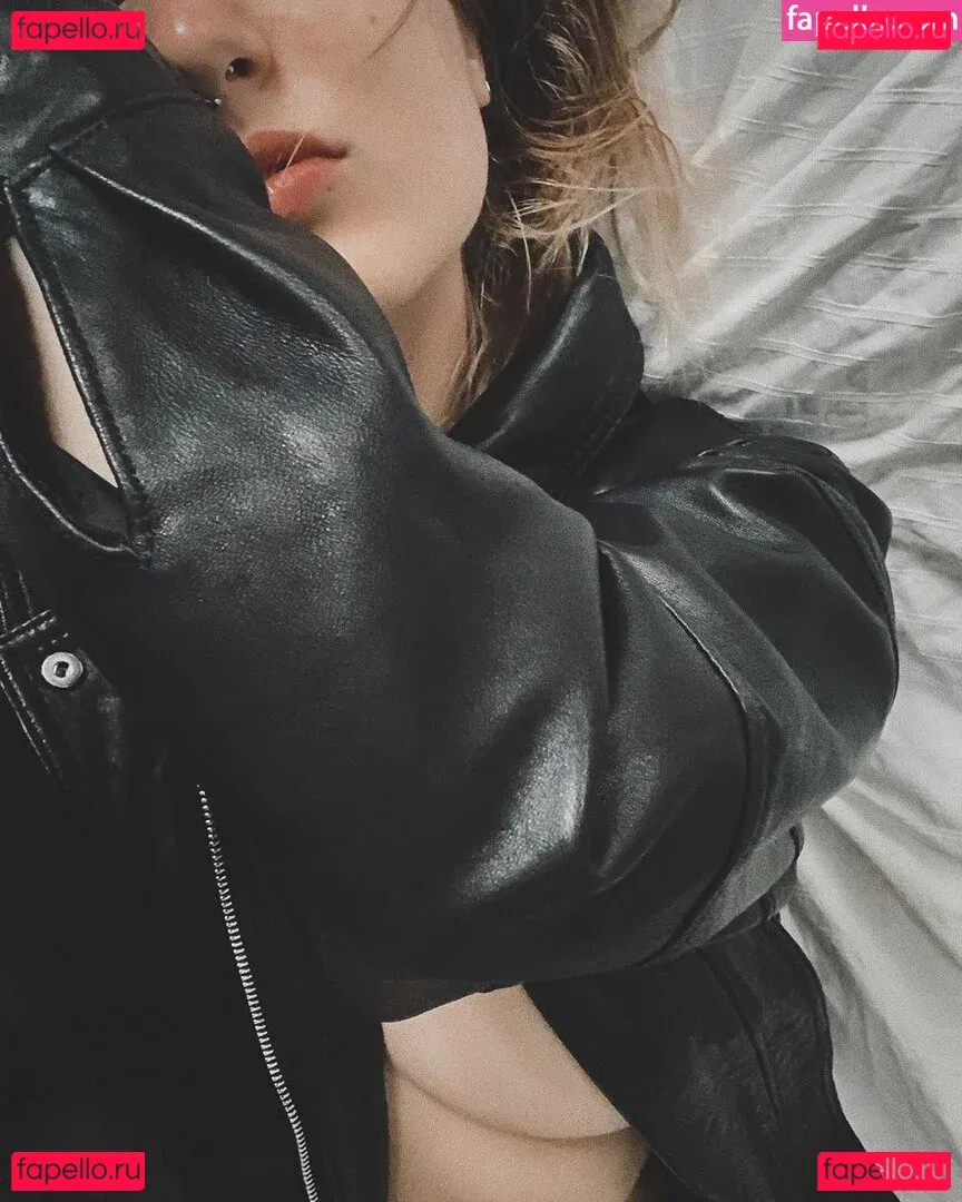 Sophieandjune Onlyfans Photo Gallery 