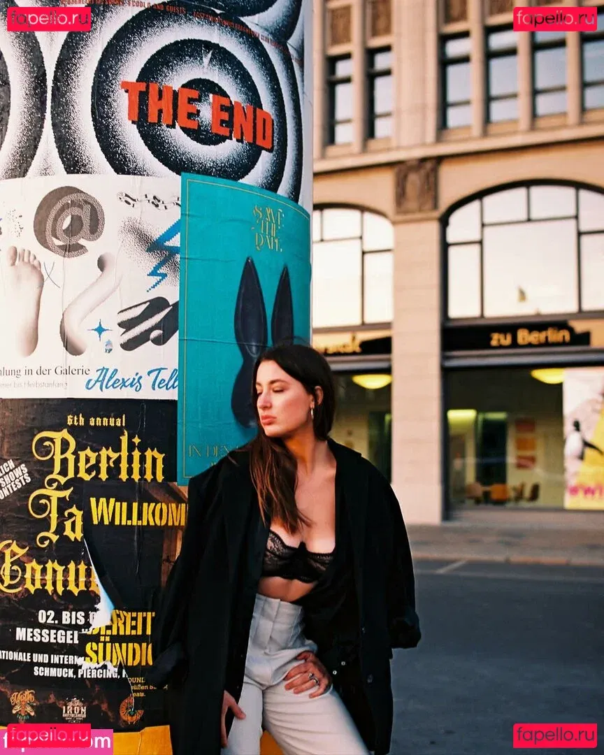 Sophieandjune Onlyfans Photo Gallery 