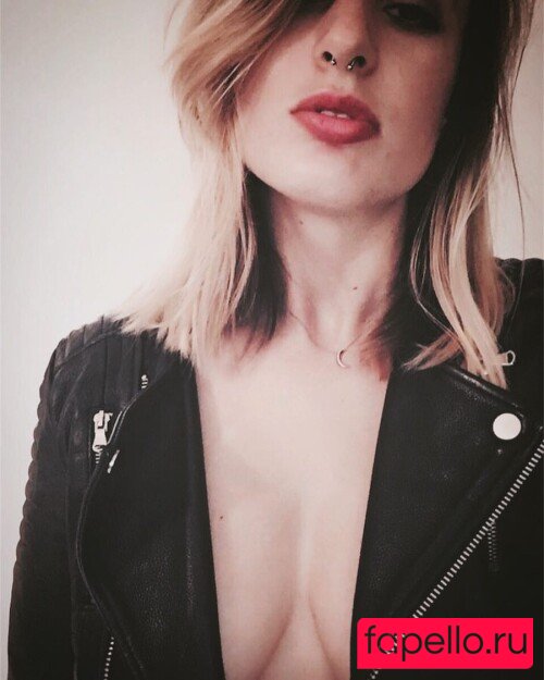 Sophieandjune Nude Onlyfans Photo 4