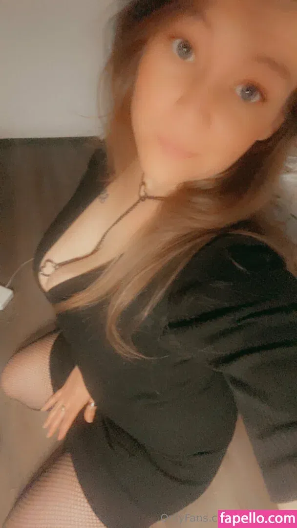 hollymae3 Onlyfans Photo Gallery 