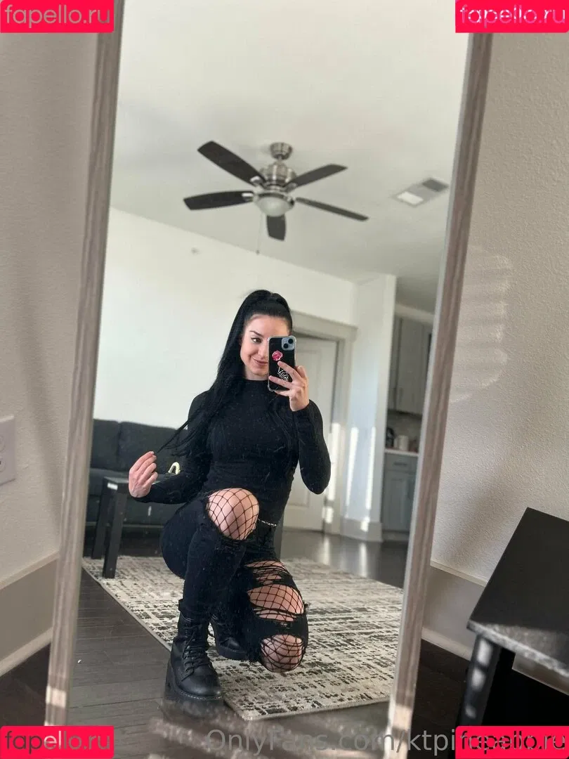 ktpineapple Onlyfans Photo Gallery 