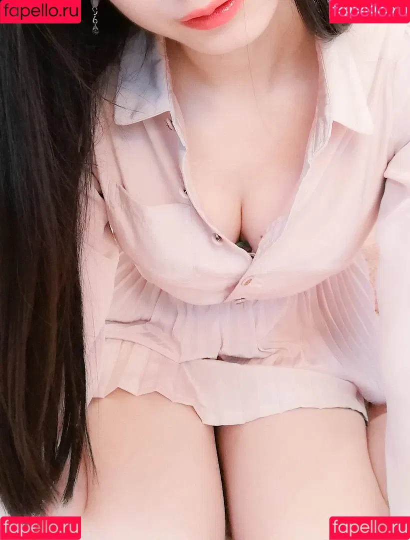ASMR UuChan Onlyfans Photo Gallery 
