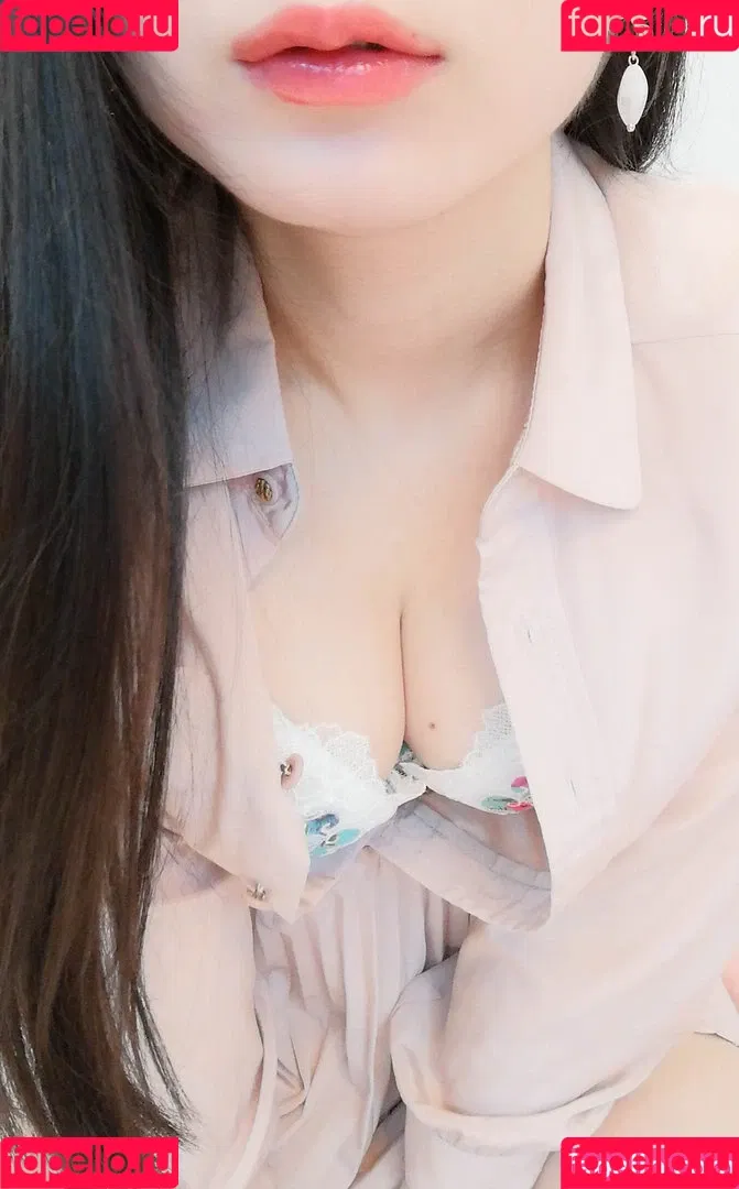 ASMR UuChan Onlyfans Photo Gallery 